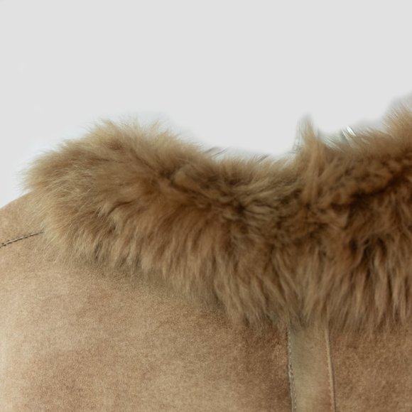 Shearling Full-Length Coat with turn-up sleeve cuffs - Picture 10 of 16